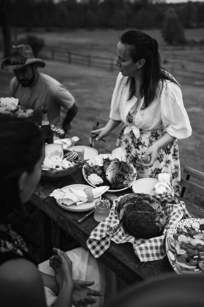 Chef VJ with a guest at the dinner table